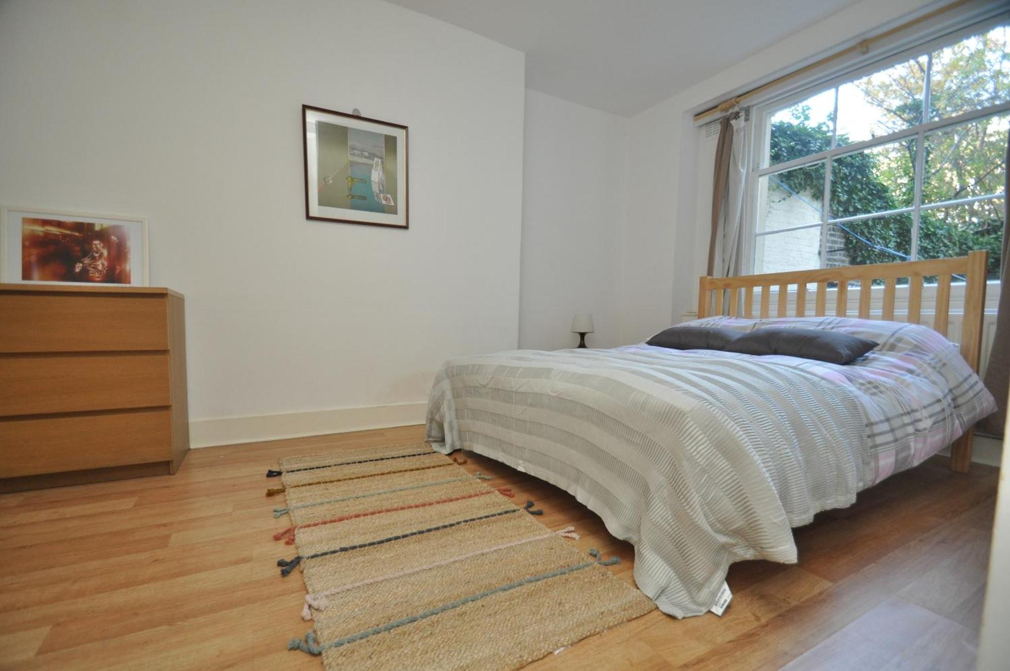Appartamento Large Garden Flat In The Heart Of Islington Londra Esterno foto