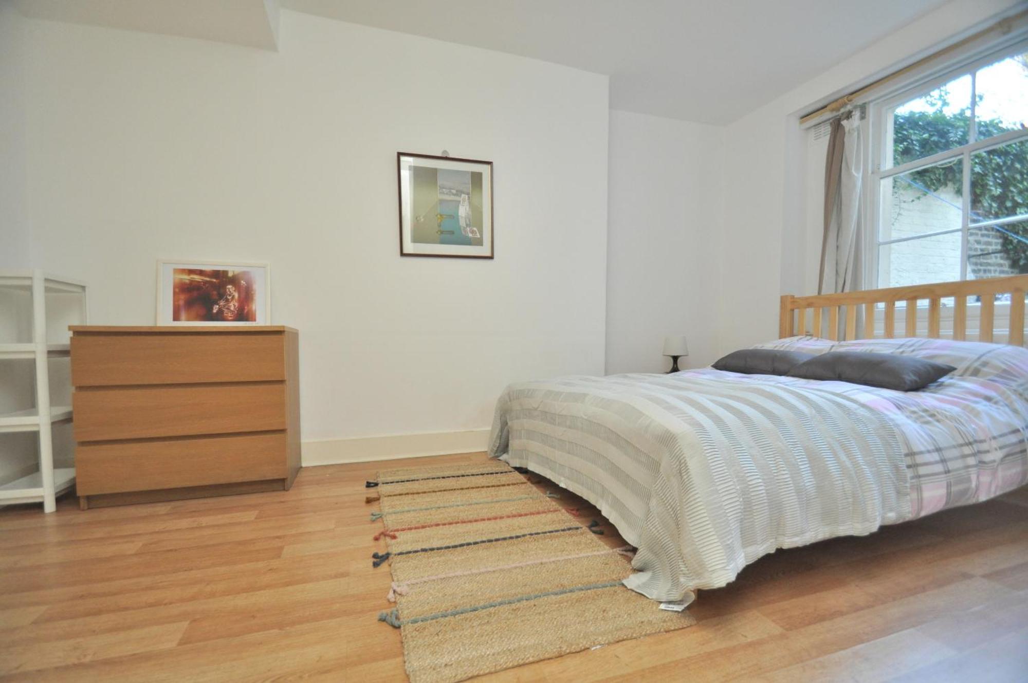 Appartamento Large Garden Flat In The Heart Of Islington Londra Esterno foto