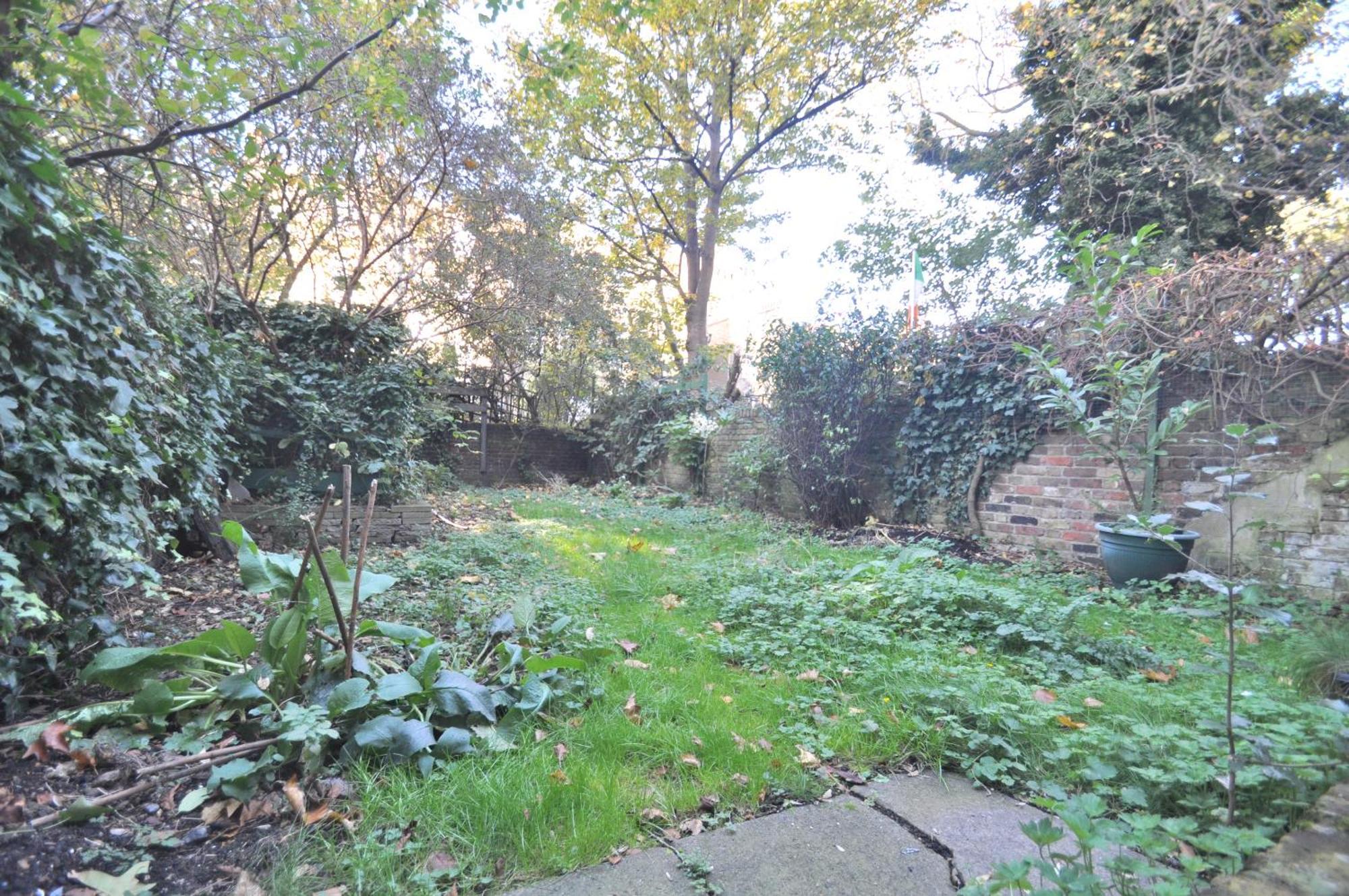 Appartamento Large Garden Flat In The Heart Of Islington Londra Esterno foto